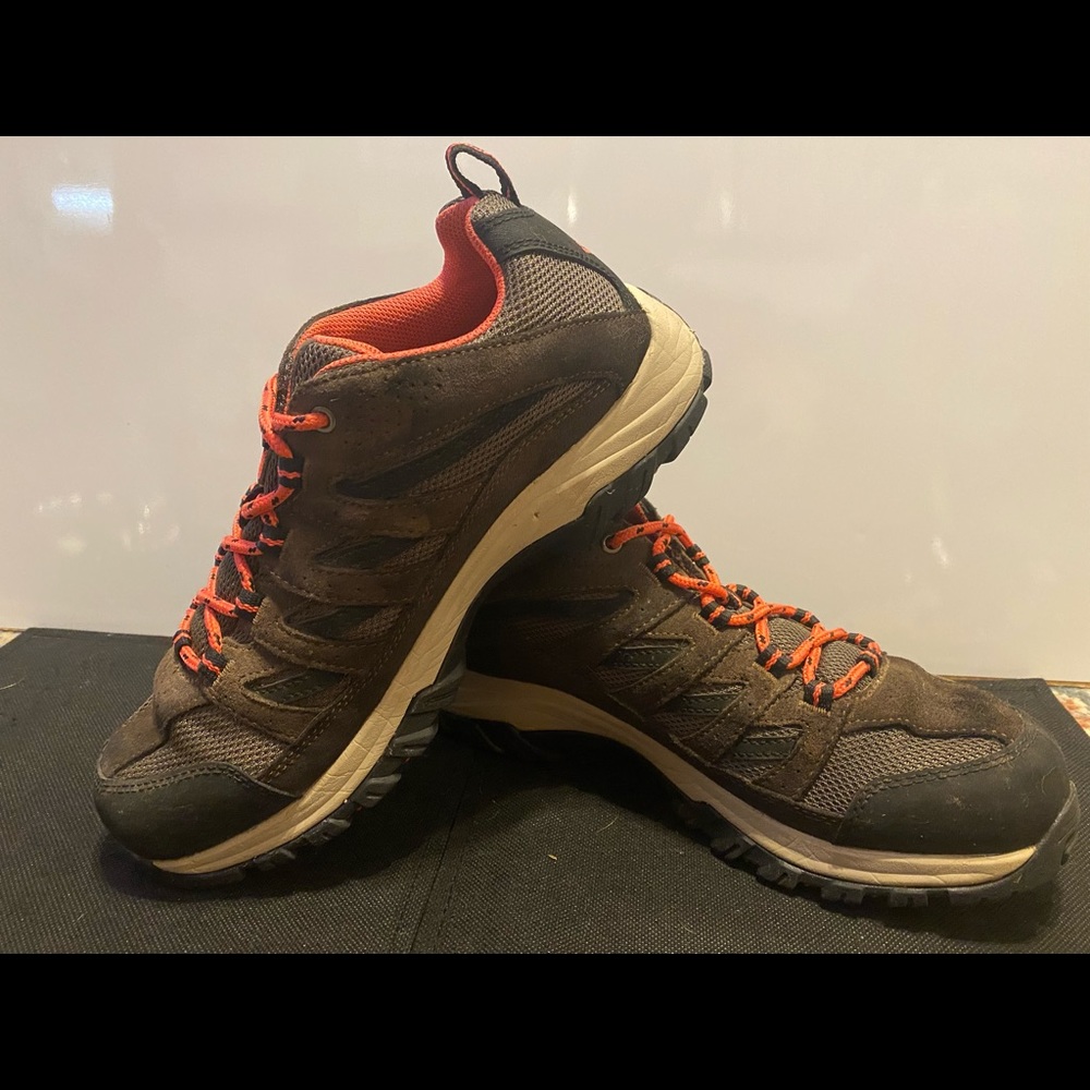 Columbia Women's Crestwood  Hiking Shoe Size 9.5 Women’s